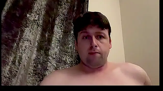 Snapshot of Tyler93x chatting on November 2025 04:14:01 AM Tyler93x online show from November 2025 04:14:01 AM