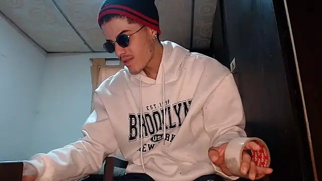 Snapshot of imsammytop chatting on March 2026 12:10:02 PM imsammytop online show from March 2026 12:10:02 PM