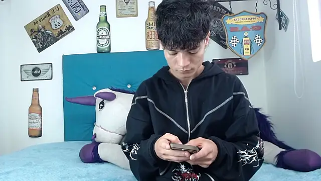 alex russo   online show from March 2026 08:46:01 PM