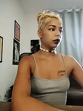 Helenoir online show from April 2026 02:27:02 PM