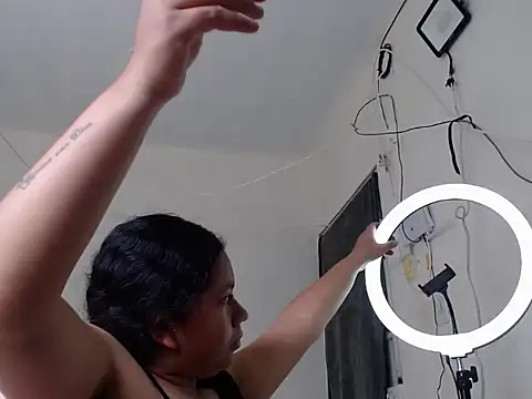 Snapshot of Agatha_milk24 chatting on November 2025 02:39:02 PM Agatha milk24 online show from November 2025 02:39:02 PM