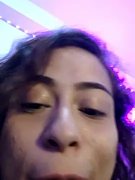  issy online show from January 2026 12:03:02 AM