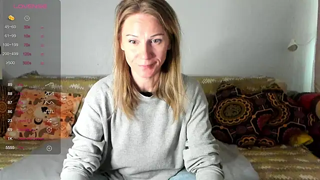 Amalia Mio online show from October 2025 08:01:01 AM