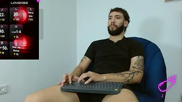 Snapshot of angel_kyrozz chatting on November 2025 07:13:01 PM angel kyrozz online show from November 2025 07:13:01 PM