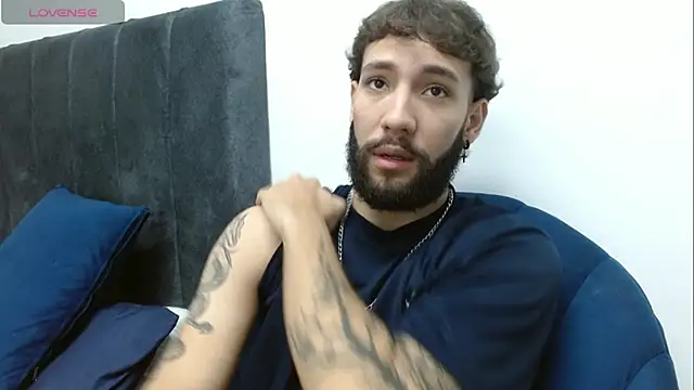 Snapshot of angel_kyrozz chatting on December 2025 01:12:02 AM angel kyrozz online show from December 2025 01:12:02 AM