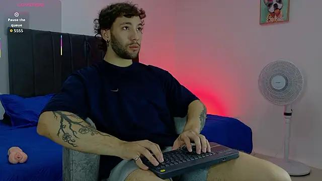 Snapshot of angel_kyrozz chatting on March 2026 07:10:02 PM angel kyrozz online show from March 2026 07:10:02 PM