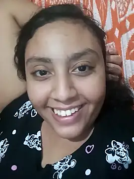 Snapshot of ZS_Oficial chatting on April 2026 12:57:01 AM ZS Oficial online show from April 2026 12:57:01 AM