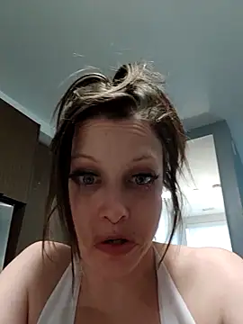 Snapshot of BriiBabyy69 chatting on April 2026 06:38:01 PM BriiBabyy69 online show from April 2026 06:38:01 PM