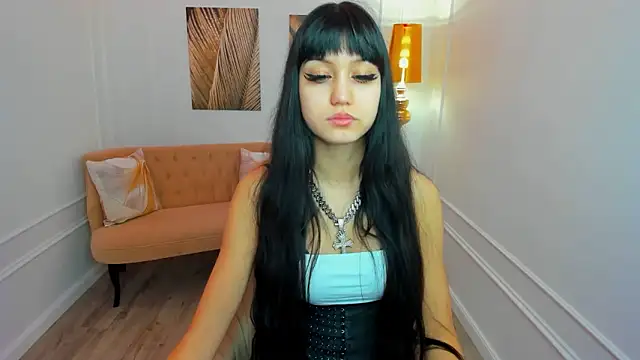 Snapshot of TiffanyYounge chatting on February 2026 12:11:01 PM TiffanyYounge online show from February 2026 12:11:01 PM