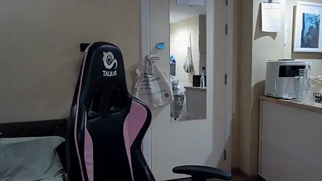 junokun22 online show from October 2025 06:07:01 PM