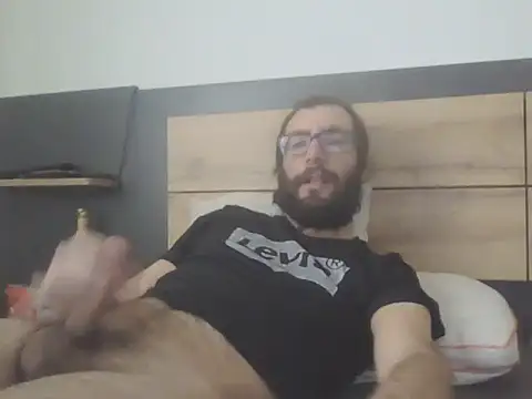 Snapshot of Arbneh69 chatting on February 2026 02:35:01 PM Arbneh69 online show from February 2026 02:35:01 PM