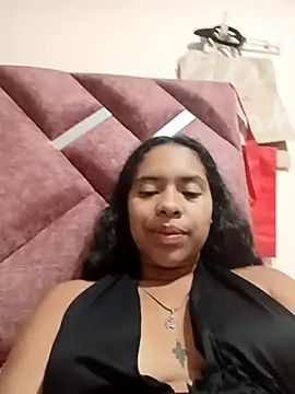 Amayavaldes online show from November 2025 03:27:01 AM