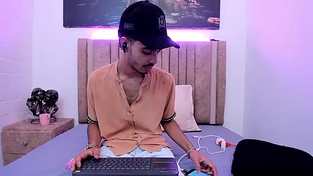 Timothe Evans online show from January 2026 04:14:01 AM