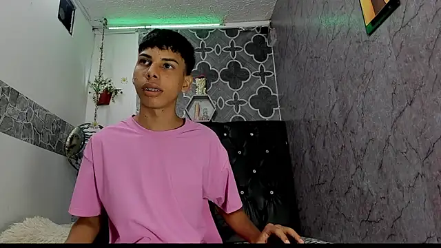 sexyboys cutex18 online show from March 2026 10:16:01 PM