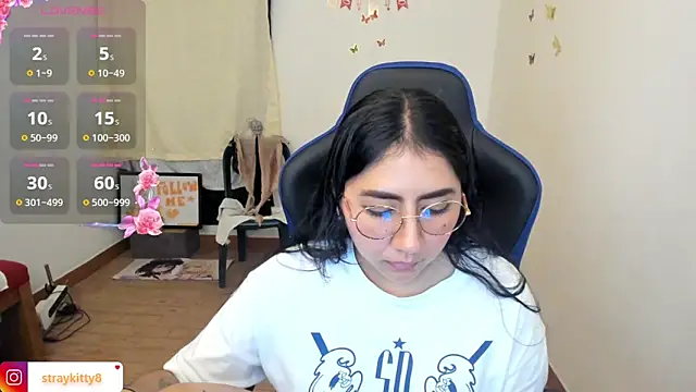 LoveLyy- online show from March 2026 11:50:01 PM