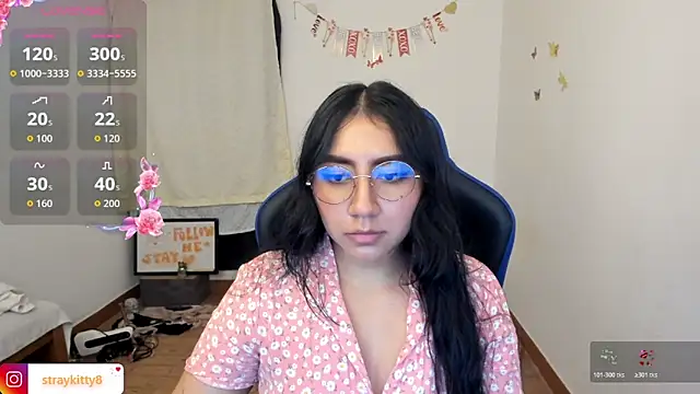 Snapshot of LoveLyy- chatting on June 2026 11:47:02 PM LoveLyy- online show from June 2026 11:47:02 PM