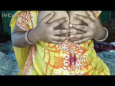 Snapshot of Shiyalsen chatting on October 2025 08:56:01 AM Shiyalsen online show from October 2025 08:56:01 AM