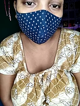 Snapshot of Shiyalsen chatting on October 2025 01:20:02 AM Shiyalsen online show from October 2025 01:20:02 AM