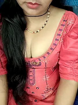 Snapshot of Rashmi_011 chatting on May 2026 11:56:02 PM Rashmi 011 online show from May 2026 11:56:02 PM