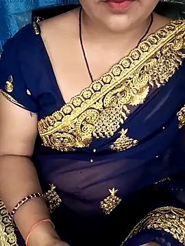Snapshot of Rashmi_011 chatting on May 2026 03:31:02 PM Rashmi 011 online show from May 2026 03:31:02 PM