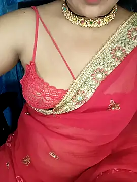 Snapshot of Rashmi_011 chatting on May 2026 04:04:02 PM Rashmi 011 online show from May 2026 04:04:02 PM