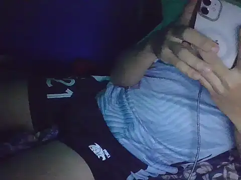 Boyshuaaa online show from March 2026 06:44:01 PM