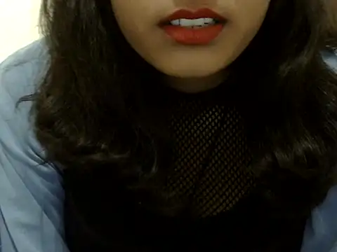 Snapshot of SEXY_RIYA02 chatting on November 2025 07:24:01 PM SEXY RIYA02 online show from November 2025 07:24:01 PM