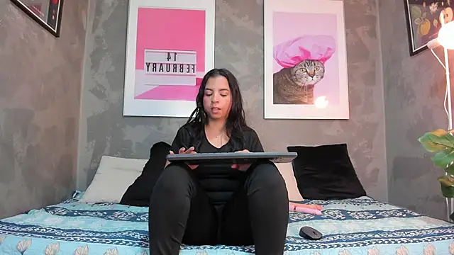 MiaNyxara dh online show from October 2025 10:03:02 PM