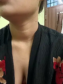 Beautiful Eye online show from December 2025 07:59:01 AM