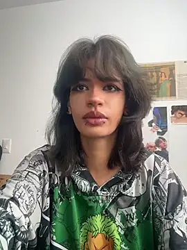 sukulaurens online show from June 2026 07:42:01 PM