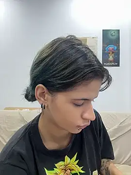 sukulaurens online show from July 2026 03:44:01 AM