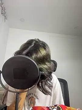 sukulaurens online show from July 2026 03:43:01 AM