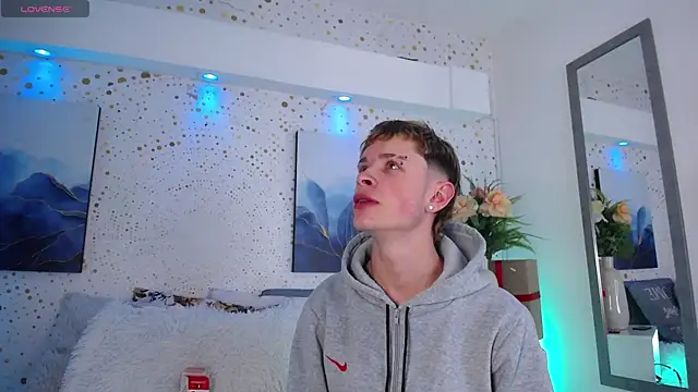 JackFrosst online show from January 2026 12:21:02 PM