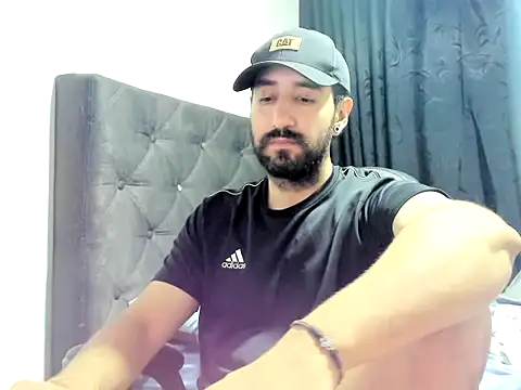 coolfriki online show from October 2025 06:03:02 AM