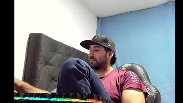 coolfriki online show from January 2026 02:50:01 AM