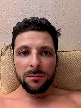 felipelon07 online show from December 2025 03:04:01 AM