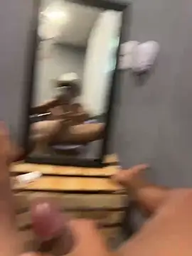 lain213 online show from April 2026 05:37:01 PM