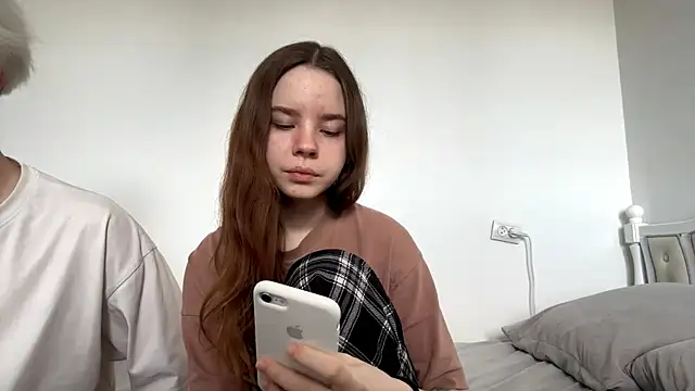 Snapshot of EhtelBiondi chatting on March 2026 08:10:02 AM EhtelBiondi online show from March 2026 08:10:02 AM