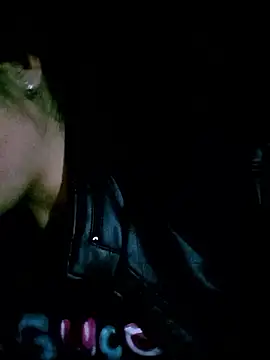 Ducky27021991 online show from January 2026 10:37:01 PM