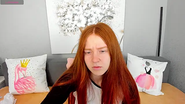 Evarey  online show from November 2025 06:35:02 AM