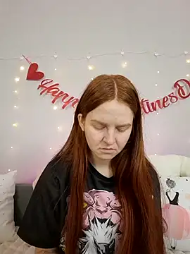 Evarey  online show from February 2026 05:03:02 AM