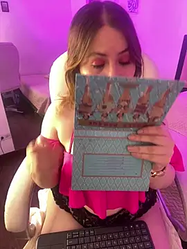 kattee adams online show from December 2025 01:06:01 PM