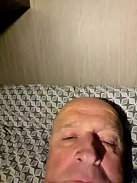 rudy-kralik online show from February 2026 11:33:02 PM