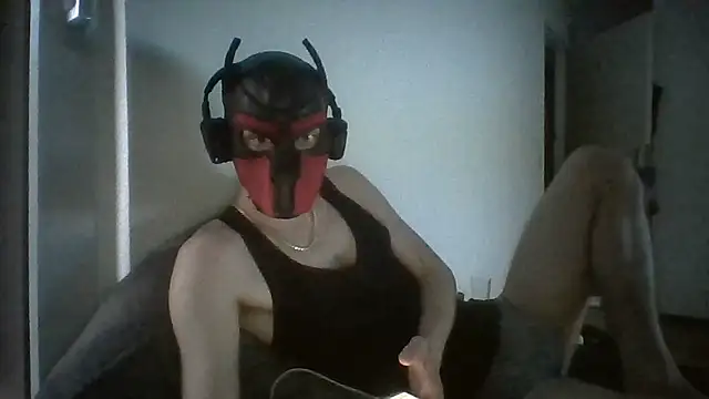 Snapshot of MolleDolle chatting on April 2026 04:59:02 PM MolleDolle online show from April 2026 04:59:02 PM