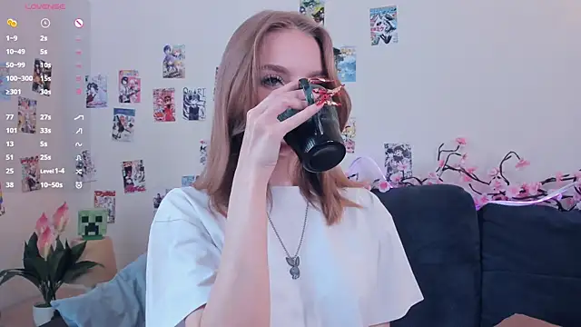 Snapshot of Golden_dawn chatting on May 2026 07:26:01 AM Golden dawn online show from May 2026 07:26:01 AM