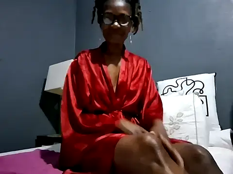 NaughtyCouga online show from April 2026 04:00:01 AM