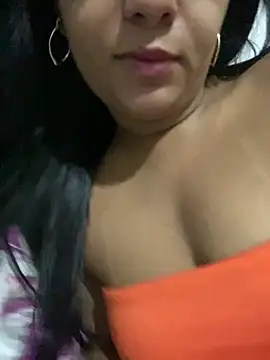 Brunamorenago online show from April 2026 10:46:01 AM