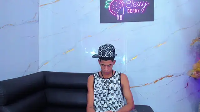 Little nicoll online show from December 2025 11:01:02 PM