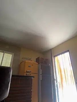 Snapshot of suarezz_ chatting on October 2025 11:19:01 AM suarezz  online show from October 2025 11:19:01 AM