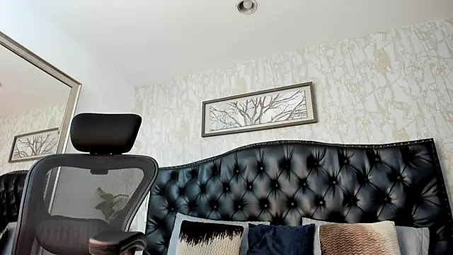 Snapshot of DenzelRios chatting on May 2026 03:26:01 AM DenzelRios online show from May 2026 03:26:01 AM